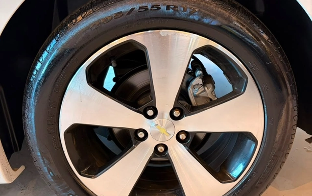 imagem-https://www.socarrao.com.br/sc-vehicle-images-prod/3737087/1788974691301-d1bda42c-b476-4253-b96f-a2ab70544922.jpg