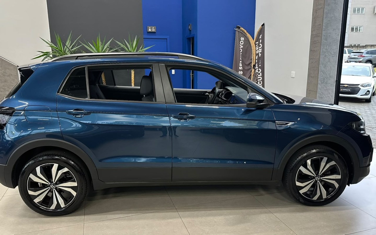 imagem-https://www.socarrao.com.br/sc-vehicle-images-prod/3737088/1788974697873-OGQ2MzIyMmMtODZjMC00MjcxLTg0MmMtNDQ4MDliYWQ1OGRmLmpwZw.jpg