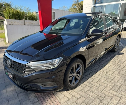 Volkswagen Jetta 2020 Preto — foto 1 de 3