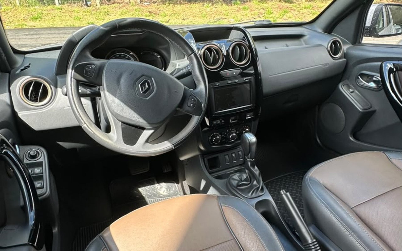 imagem-https://www.socarrao.com.br/sc-vehicle-images-prod/3737322/1788975276952-OWE5NzU3ZDktZjlkZS00NjIyLTkyNzktMTI3NTg5MGNhMGE0LmpwZw.jpg