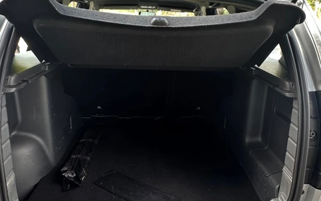 imagem-https://www.socarrao.com.br/sc-vehicle-images-prod/3737322/1788975277490-MjNlYzg1ZWMtNjEyMS00NjFkLWFhMTUtMmFiZWE0OWYwN2FiLmpwZw.jpg