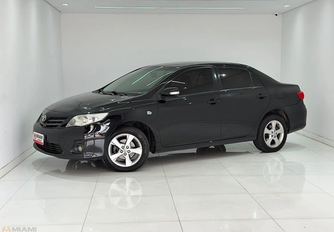 Toyota Corolla 2013 Preto — foto 1 de 3