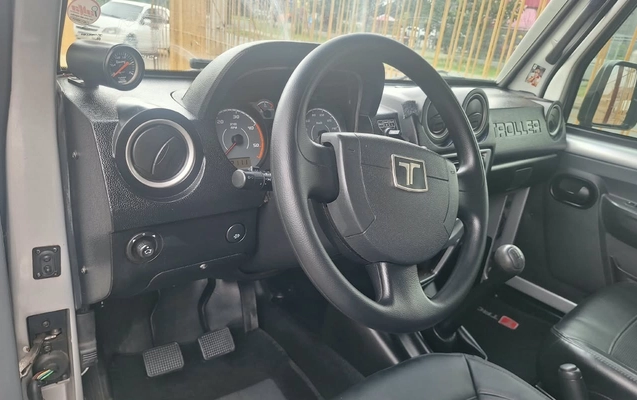 imagem-https://www.socarrao.com.br/sc-vehicle-images-prod/3737491/1788975747208-ZmMxMTQ3YmEtOWM0ZS00ZmU1LWJiY2QtZjNjN2FiZjkyMDc4LmpwZw.jpg