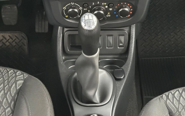 imagem-https://www.socarrao.com.br/sc-vehicle-images-prod/3737608/1788976103542-f1efcd3580d64f7bb8bd3d53c5bbb95b_1788976050365.jpg