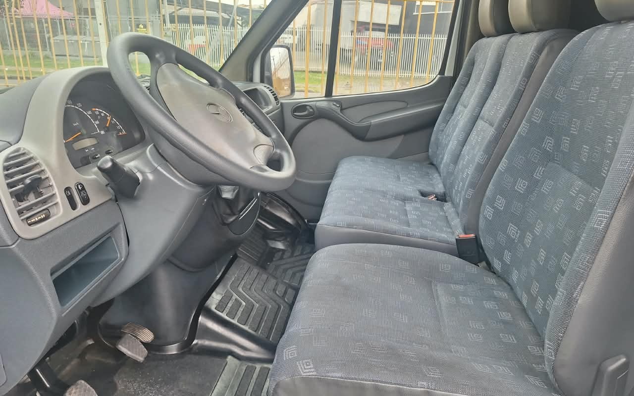 imagem-https://www.socarrao.com.br/sc-vehicle-images-prod/3737679/1788976534228-ZTgwYzMyNDktMzA5My00YjdlLWFkN2UtZDRiM2Q5NjRjYjk3LmpwZw.jpg