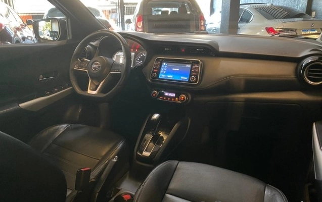 imagem-https://www.socarrao.com.br/sc-vehicle-images-prod/3737780/1788976818653-640_480_nissan-kicks-1-6-sl-cvt-flex-16-17-883ef0-9.jpg