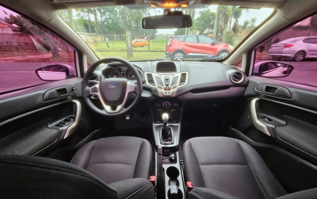 imagem-https://www.socarrao.com.br/sc-vehicle-images-prod/3737790/1788976560328-vehicle_image_1788976283_ec067c26ae0b40a787a21a0d5557f131.jpeg