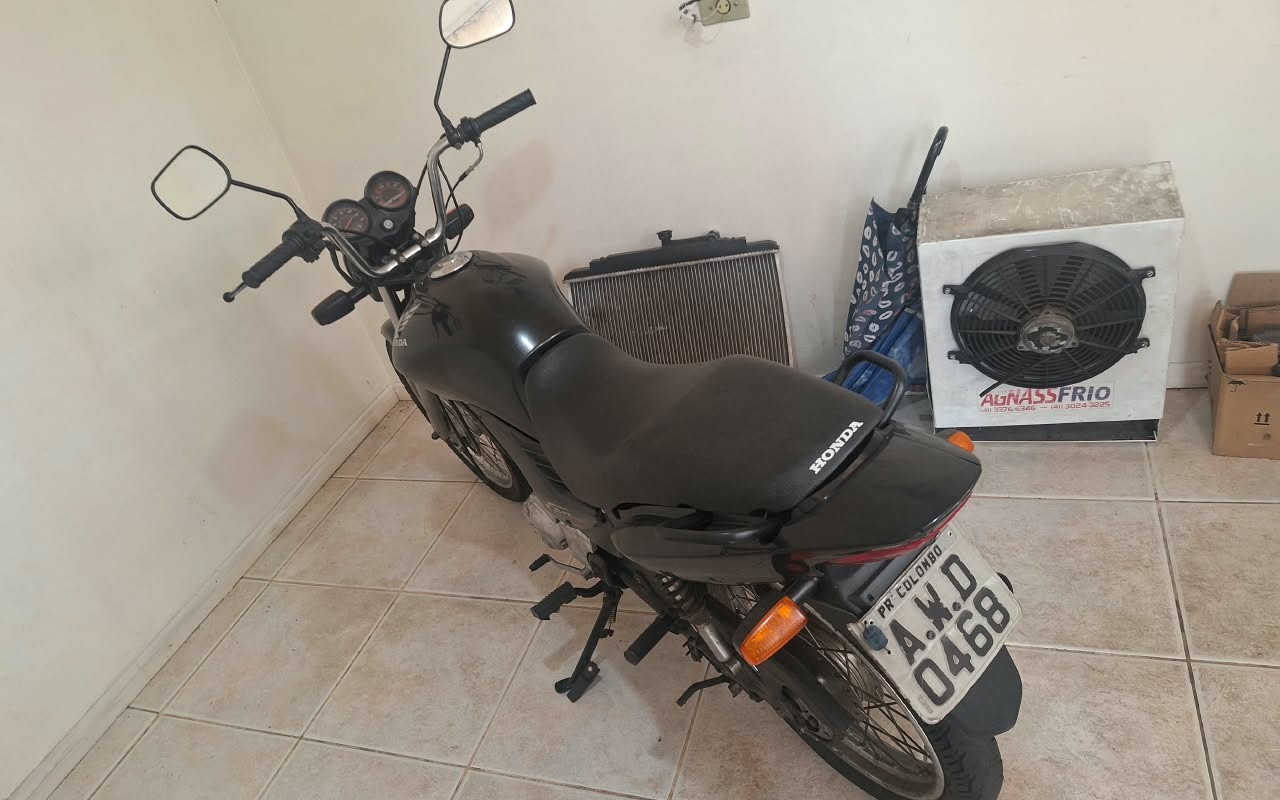 imagem-https://www.socarrao.com.br/sc-vehicle-images-prod/3737823/1788976726402-OGZhN2JiN2UtODM3NS00YTUwLTg4OTQtYmNlOGE1ODk1YjI1LmpwZw.jpg
