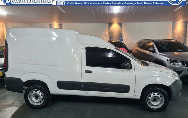 imagem-https://www.socarrao.com.br/sc-vehicle-images-prod/3737871/1789599452091-gb-1d9f4fb.jpg
