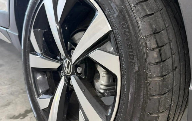 imagem-https://www.socarrao.com.br/sc-vehicle-images-prod/3737919/1788976930894-ODc4OGMxMDktODY1NS00MWM3LWJmZjItN2QwOTQyNzhkNzljLmpwZw.jpg