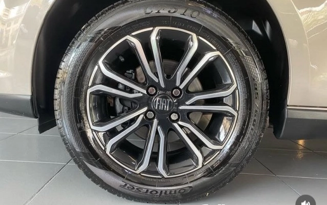 imagem-https://www.socarrao.com.br/sc-vehicle-images-prod/3737974/1788977339850-640_480_fiat-grand-siena-essence-1-6-16v-flex-13-14-1aa5d2-4.jpg
