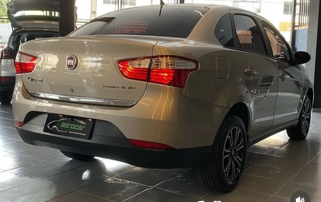 imagem-https://www.socarrao.com.br/sc-vehicle-images-prod/3737974/1788977339852-640_480_fiat-grand-siena-essence-1-6-16v-flex-13-14-1aa5d2-8.jpg