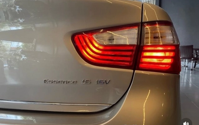 imagem-https://www.socarrao.com.br/sc-vehicle-images-prod/3737974/1788977339853-640_480_fiat-grand-siena-essence-1-6-16v-flex-13-14-1aa5d2-5.jpg
