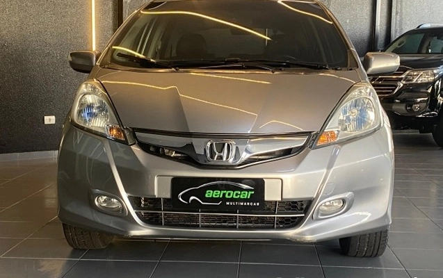 imagem-https://www.socarrao.com.br/sc-vehicle-images-prod/3738069/1788977497902-640_480_honda-fit-new-ex-1-5-16v-flex-13-13-0f3452-1.jpg