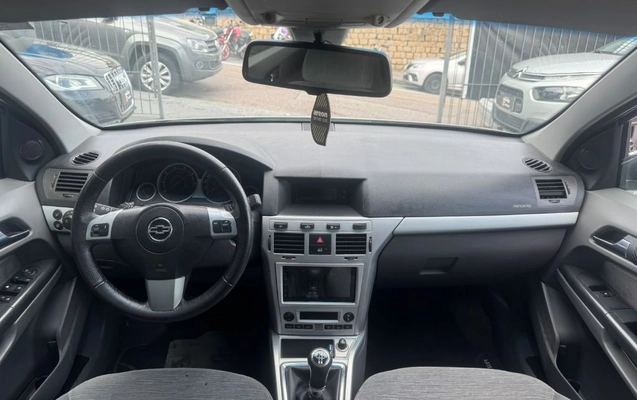 imagem-https://www.socarrao.com.br/sc-vehicle-images-prod/3738172/1788977523097-gb-57889ed.jpeg