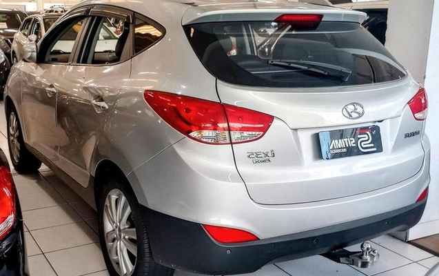 imagem-https://www.socarrao.com.br/sc-vehicle-images-prod/3738268/1789570244989-8460869_1_B_b653a6c08f.jpeg