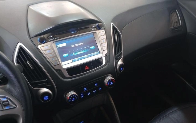 imagem-https://www.socarrao.com.br/sc-vehicle-images-prod/3738268/1789570244991-8460869_6_B_948845a701.jpeg