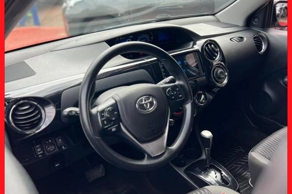 imagem-https://www.socarrao.com.br/sc-vehicle-images-prod/3738270/1788977702581-8317868_5_B_448685aa01.jpg