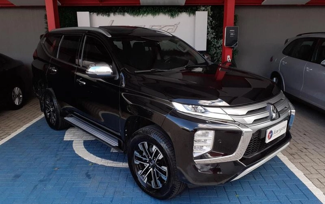 imagem-https://www.socarrao.com.br/sc-vehicle-images-prod/3738296/1789650212564-8447998_1_B_a5bae0700f.jpeg