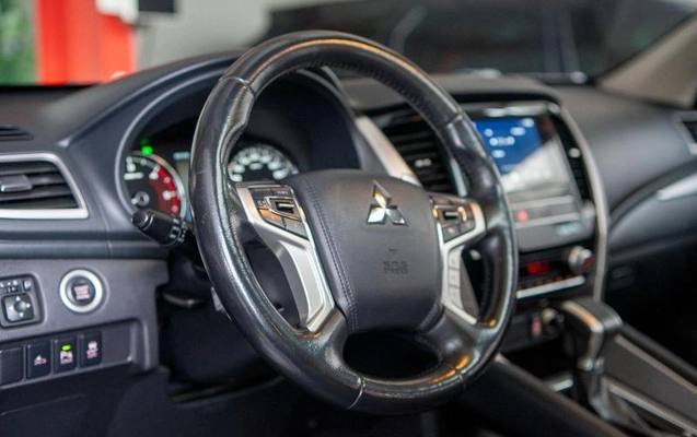 imagem-https://www.socarrao.com.br/sc-vehicle-images-prod/3738296/1792159355836-8447998_9_B_5cf22f114d.jpeg