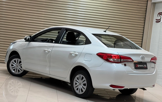 imagem-https://www.socarrao.com.br/sc-vehicle-images-prod/3738298/1788977815797-XeDbiYYa4OHBwx3tPZ5zROJjeUuLPfbL.jpg