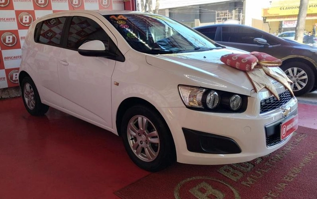 imagem-https://www.socarrao.com.br/sc-vehicle-images-prod/37383/1778009919657-7210222_0_B_320442b862.jpeg