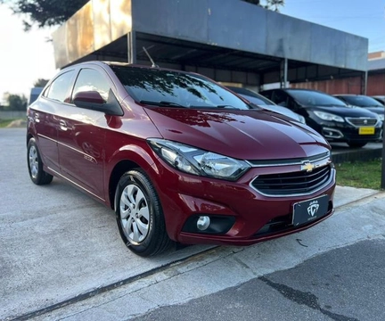 Chevrolet Onix 2017 Vermelho — foto 1 de 3