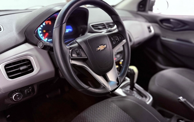imagem-https://www.socarrao.com.br/sc-vehicle-images-prod/3738310/1788977885076-1_113428.jpg