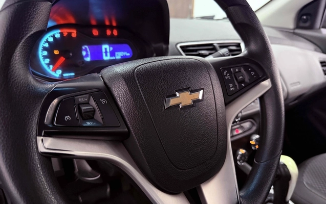 imagem-https://www.socarrao.com.br/sc-vehicle-images-prod/3738310/1788977885083-1_113431.jpg