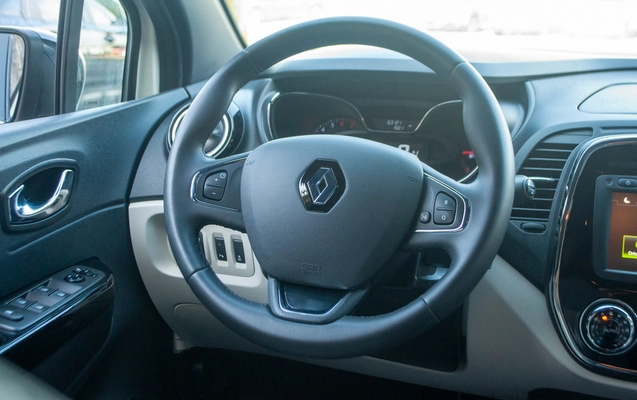 imagem-https://www.socarrao.com.br/sc-vehicle-images-prod/3738323/1788978069884-972bde95467246fda4d92f79d0c4c569_1788977771884.jpg