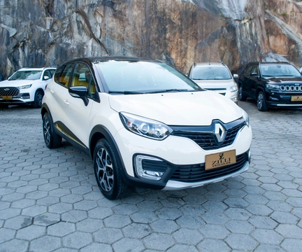 Renault Captur 2020 Bege — foto 1 de 3