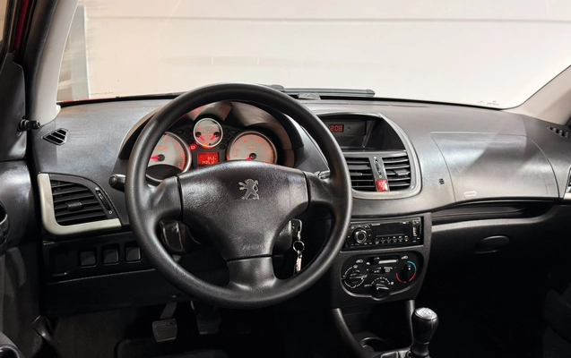 imagem-https://www.socarrao.com.br/sc-vehicle-images-prod/3738324/1788978084629-82eb2aa9cb8f47c5baf743d79b41971e_1788977927094.jpg