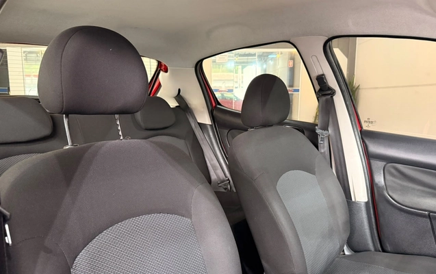 imagem-https://www.socarrao.com.br/sc-vehicle-images-prod/3738324/1788978084637-2df1948e8ef54cca92fbacd218f9e714_1788977927158.jpg