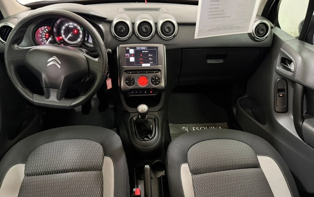 imagem-https://www.socarrao.com.br/sc-vehicle-images-prod/3738391/1788978584325-V2hhdHNBcHAgSW1hZ2UgMjAyNi0wOS0wNSBhdCAxMC4xNi40MiAoMSkuanBlZw.jpeg