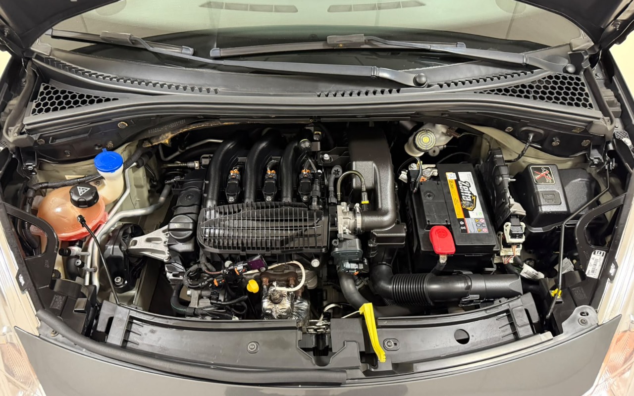 imagem-https://www.socarrao.com.br/sc-vehicle-images-prod/3738391/1788978584510-V2hhdHNBcHAgSW1hZ2UgMjAyNi0wOS0wNSBhdCAxMC4xNi40MiAoMykuanBlZw.jpeg