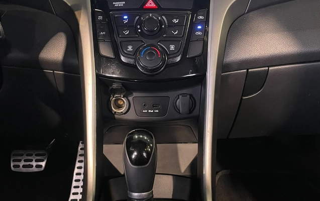 imagem-https://www.socarrao.com.br/sc-vehicle-images-prod/3738416/1788978601382-003_1402d2212bce75bca21dda210c110fe2.jpeg