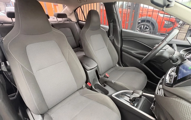 imagem-https://www.socarrao.com.br/sc-vehicle-images-prod/3738450/1788978620587-V2hhdHNBcHAgSW1hZ2UgMjAyNi0wOS0wOSBhdCAxNC4zOS4wMyAoMykuanBlZw.jpeg