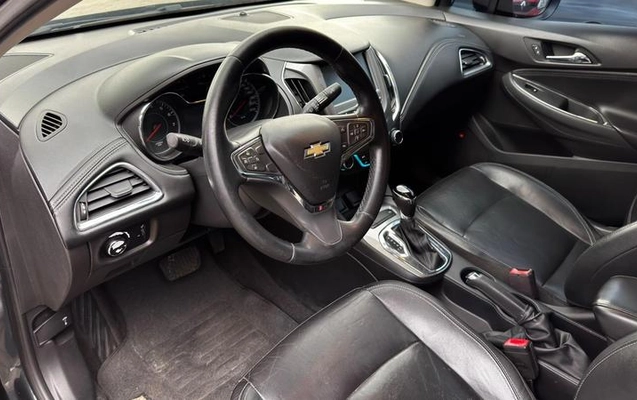 imagem-https://www.socarrao.com.br/sc-vehicle-images-prod/3738482/1789170610465-8460847_9_B_d0836f98f8.jpeg