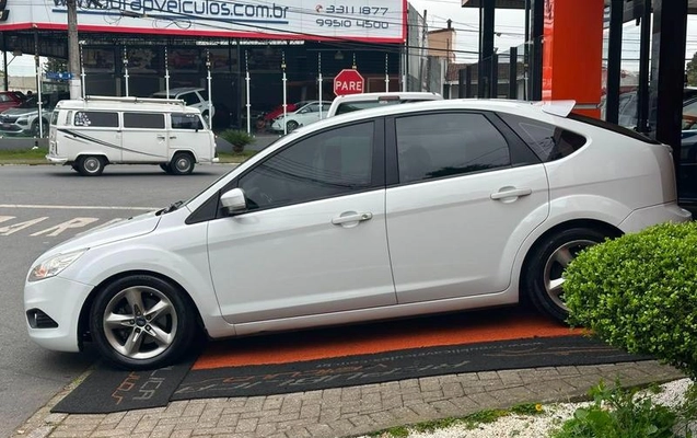 imagem-https://www.socarrao.com.br/sc-vehicle-images-prod/3738753/1788979057805-8460075_17_B_45711e625f.jpeg