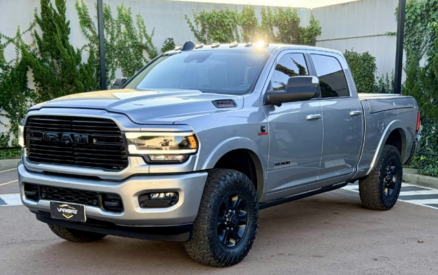 imagem-https://www.socarrao.com.br/sc-vehicle-images-prod/3738772/1788979134645-app-photos-IGCxneo6REJh9JsZr4leOI2h5i0qLR0X.jpg