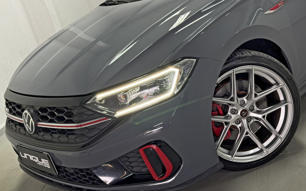imagem-https://www.socarrao.com.br/sc-vehicle-images-prod/3738788/1788979187890-aW1hZ2UwMDAwNy5qcGc.jpg