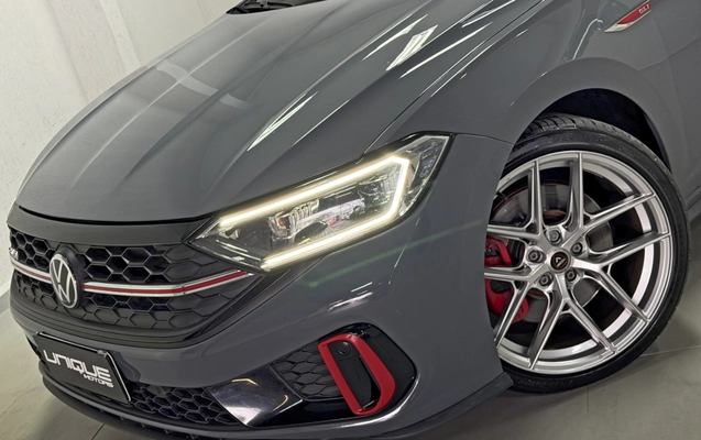 imagem-https://www.socarrao.com.br/sc-vehicle-images-prod/3738788/1788979187890-aW1hZ2UwMDAwNy5qcGc.jpg