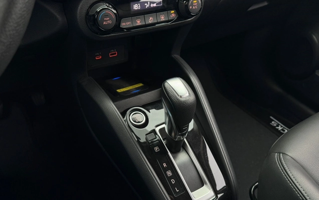 imagem-https://www.socarrao.com.br/sc-vehicle-images-prod/3738831/1788979373419-13_050615.jpg