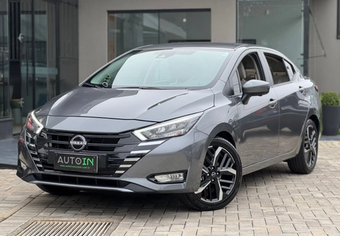 Nissan VERSA 2025 Cinza — foto 1 de 3