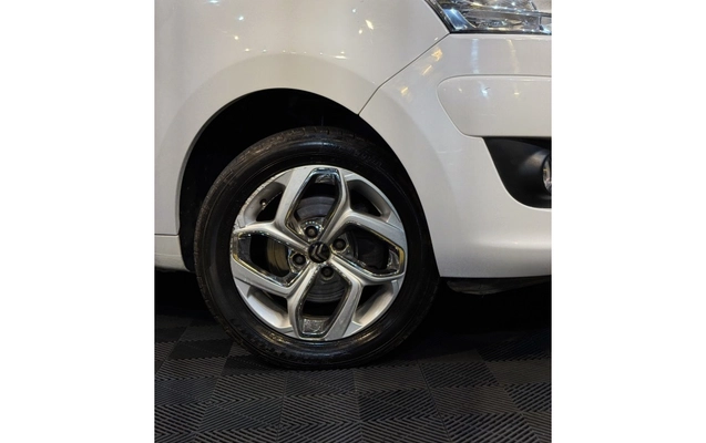 imagem-https://www.socarrao.com.br/sc-vehicle-images-prod/3738843/1788979510727-1_104743.jpg