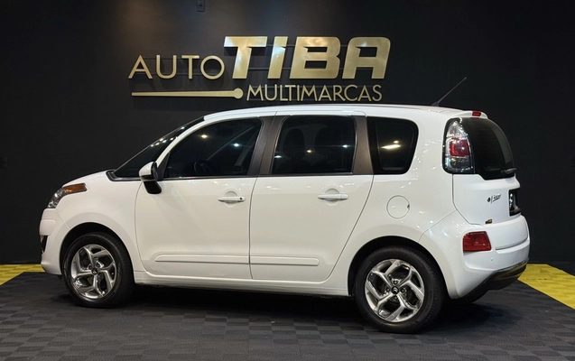 imagem-https://www.socarrao.com.br/sc-vehicle-images-prod/3738843/1788979510738-1_104810.jpg