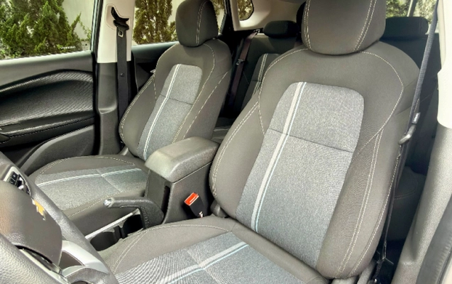 imagem-https://www.socarrao.com.br/sc-vehicle-images-prod/3738862/1788979651726-app-photos-OLXbKaM2qoiaoHjktxGQ2PyhUaNqWdtu.jpg