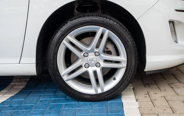 imagem-https://www.socarrao.com.br/sc-vehicle-images-prod/3738864/1789480590878-8460934_2_B_732dabe131.jpeg