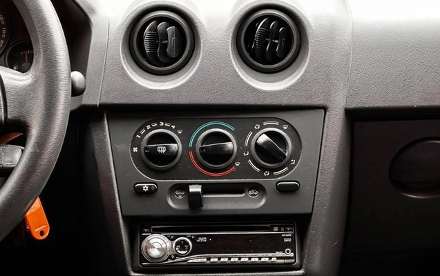 imagem-https://www.socarrao.com.br/sc-vehicle-images-prod/3738912/1790082190829-8448142_5_B_67452fa33e.jpeg