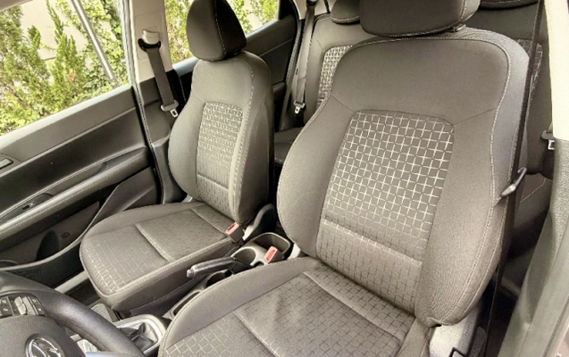 imagem-https://www.socarrao.com.br/sc-vehicle-images-prod/3738954/1788979818399-app-photos-mP7F7fERvRJZC6eJb4j9ahSqYmWlIM4S.jpg
